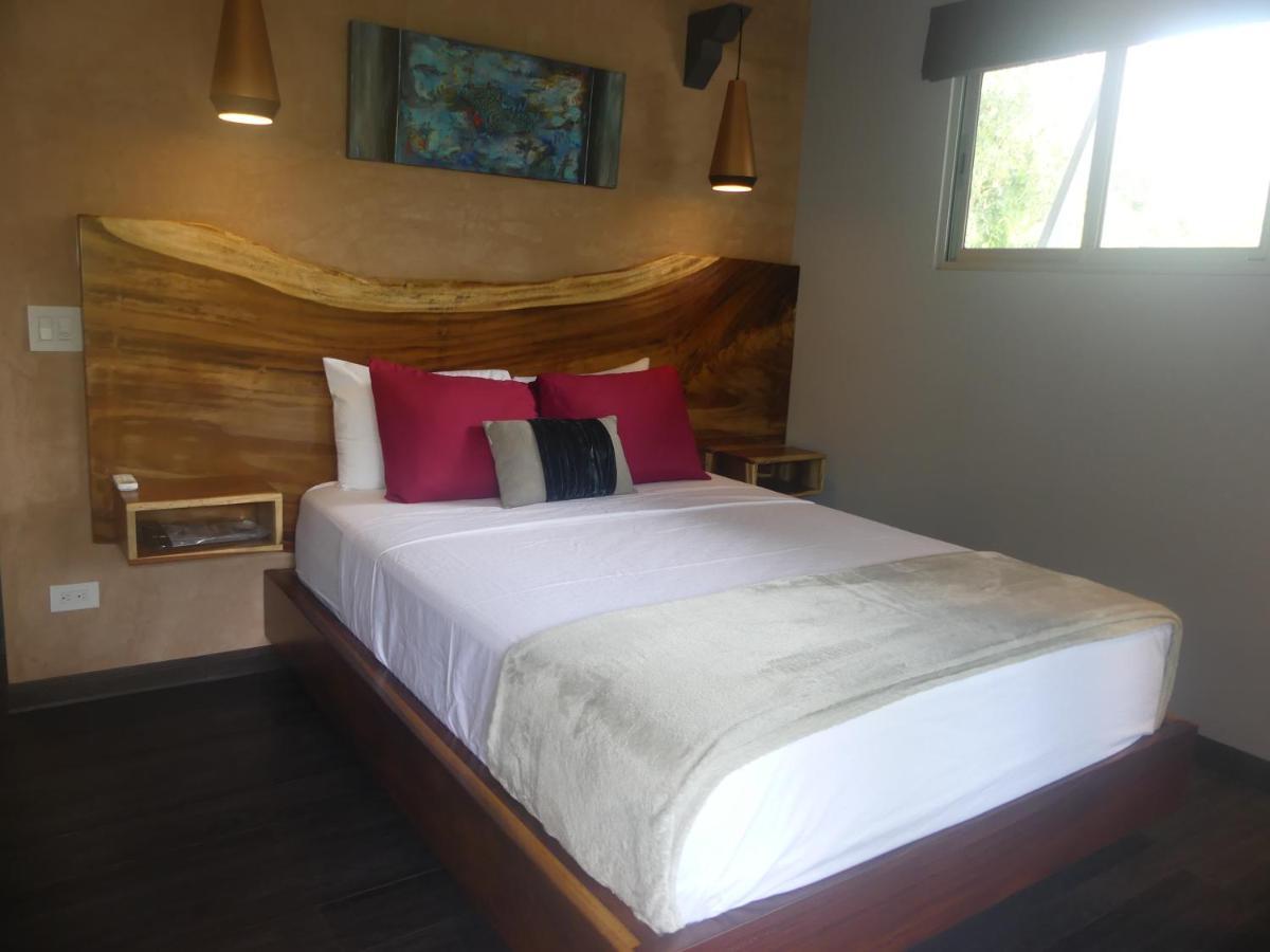 Hotel Faremiti Uvita Buitenkant foto